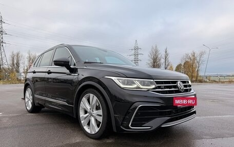 Volkswagen Tiguan II, 2021 год, 3 400 000 рублей, 14 фотография