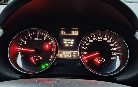 Nissan Qashqai, 2010 год, 700 000 рублей, 9 фотография