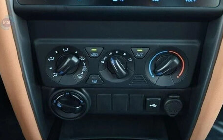 Toyota Fortuner II, 2025 год, 5 250 000 рублей, 10 фотография