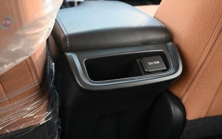 Toyota Fortuner II, 2025 год, 5 250 000 рублей, 13 фотография