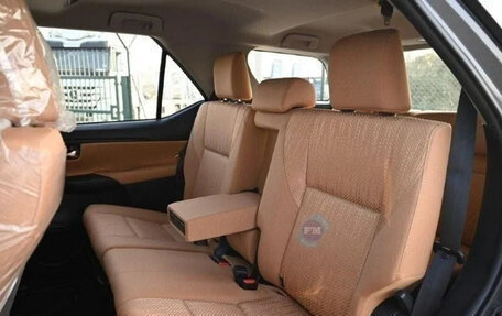 Toyota Fortuner II, 2025 год, 5 250 000 рублей, 16 фотография