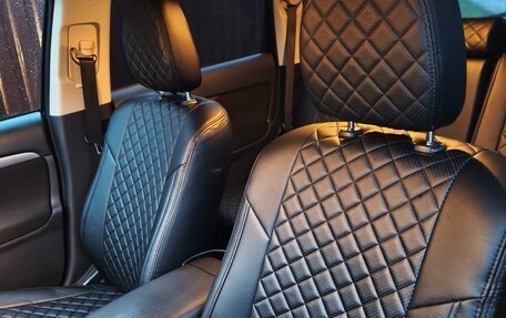 Mitsubishi Outlander III рестайлинг 3, 2013 год, 1 100 000 рублей, 17 фотография