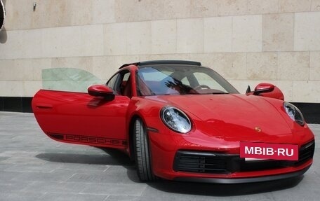 Porsche 911, 2022 год, 17 500 000 рублей, 3 фотография