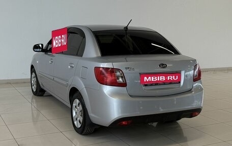 KIA Rio II, 2011 год, 635 000 рублей, 6 фотография
