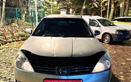 Nissan Wingroad III, 2003 год, 300 000 рублей, 1 фотография