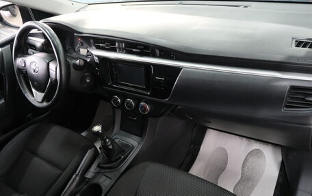 Toyota Corolla, 2013 год, 1 079 000 рублей, 20 фотография