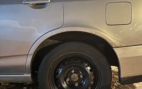 Nissan Wingroad III, 2003 год, 300 000 рублей, 13 фотография