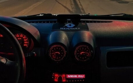 Renault Sandero I, 2013 год, 420 000 рублей, 2 фотография