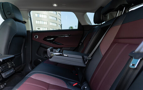 Land Rover Range Rover Evoque II, 2025 год, 6 750 000 рублей, 12 фотография