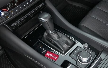 Mazda 6, 2019 год, 2 650 000 рублей, 21 фотография