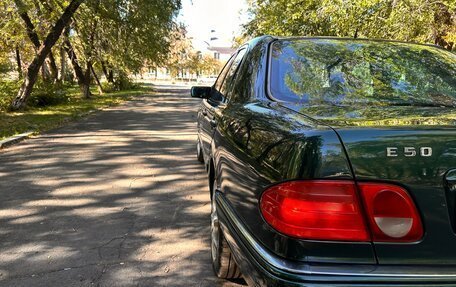 Mercedes-Benz E-Класс, 1996 год, 600 000 рублей, 7 фотография
