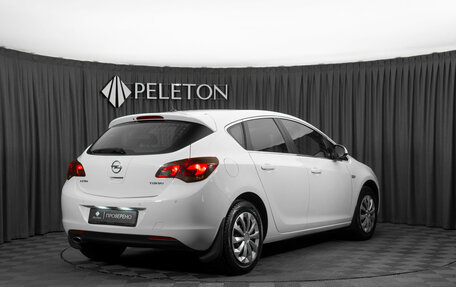 Opel Astra J, 2011 год, 730 000 рублей, 5 фотография