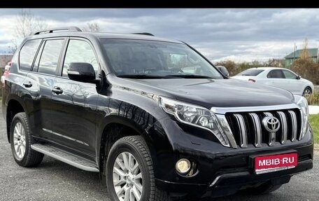 Toyota Land Cruiser Prado 150 рестайлинг 2, 2015 год, 3 600 000 рублей, 1 фотография