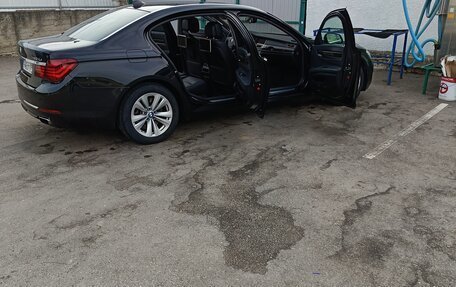 BMW 7 серия, 2015 год, 1 350 000 рублей, 2 фотография