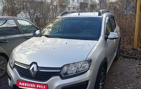 Renault Sandero II рестайлинг, 2018 год, 850 000 рублей, 2 фотография