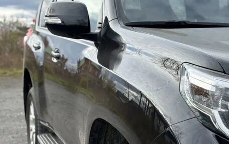 Toyota Land Cruiser Prado 150 рестайлинг 2, 2015 год, 3 600 000 рублей, 6 фотография