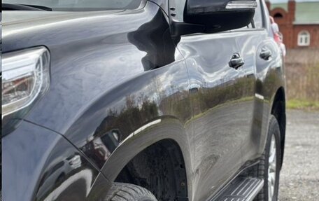 Toyota Land Cruiser Prado 150 рестайлинг 2, 2015 год, 3 600 000 рублей, 15 фотография