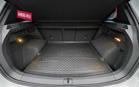 Volkswagen Tiguan II, 2021 год, 3 997 000 рублей, 12 фотография