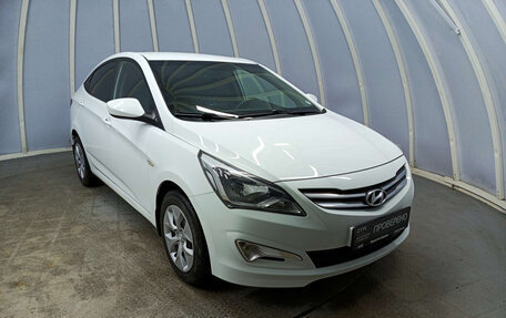 Hyundai Solaris II рестайлинг, 2016 год, 960 000 рублей, 3 фотография