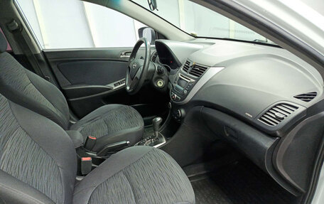 Hyundai Solaris II рестайлинг, 2016 год, 960 000 рублей, 11 фотография