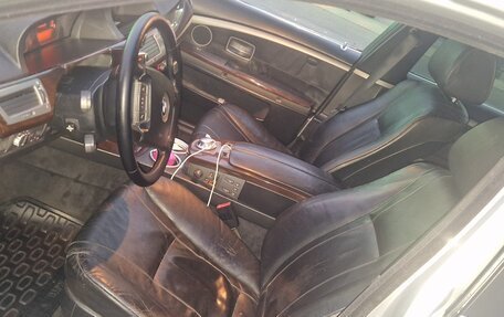 BMW 7 серия, 2003 год, 650 000 рублей, 9 фотография