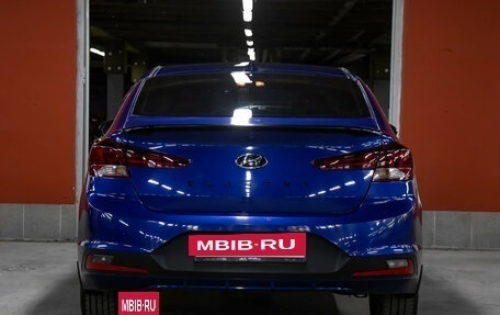 Hyundai Elantra VI рестайлинг, 2019 год, 1 205 000 рублей, 6 фотография