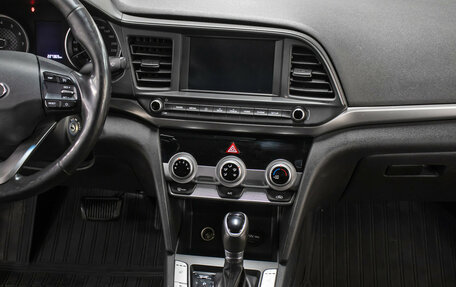 Hyundai Elantra VI рестайлинг, 2019 год, 1 205 000 рублей, 15 фотография