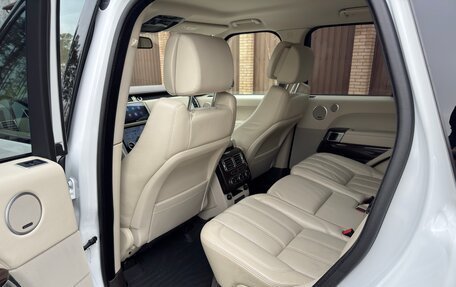 Land Rover Range Rover IV рестайлинг, 2014 год, 3 600 000 рублей, 24 фотография