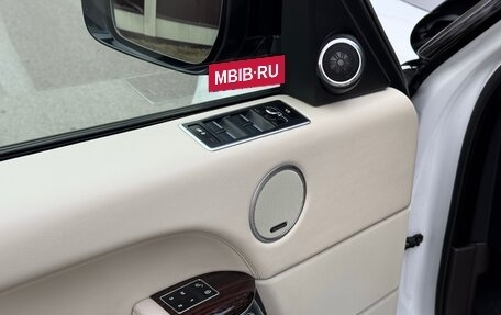 Land Rover Range Rover IV рестайлинг, 2014 год, 3 600 000 рублей, 16 фотография