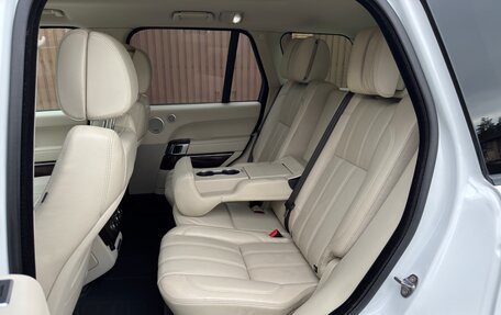 Land Rover Range Rover IV рестайлинг, 2014 год, 3 600 000 рублей, 26 фотография