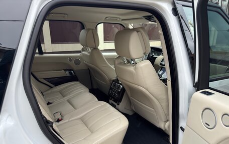 Land Rover Range Rover IV рестайлинг, 2014 год, 3 600 000 рублей, 30 фотография