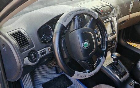 Skoda Octavia, 2011 год, 850 000 рублей, 14 фотография