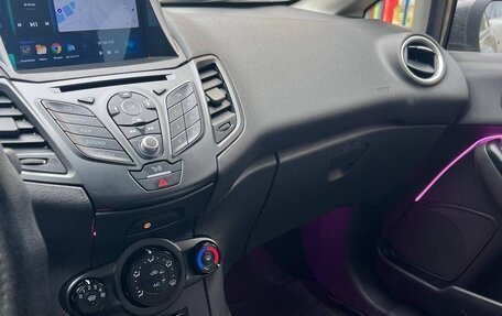 Ford Fiesta, 2018 год, 1 000 000 рублей, 10 фотография