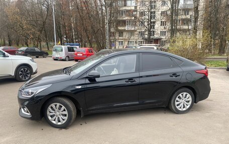 Hyundai Solaris II рестайлинг, 2018 год, 1 700 000 рублей, 3 фотография