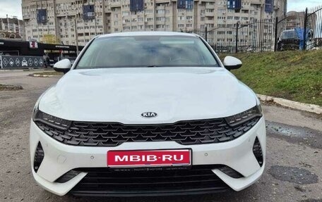 KIA K5, 2020 год, 2 350 000 рублей, 1 фотография