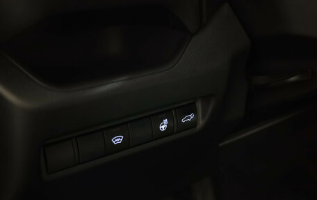 Toyota RAV4, 2020 год, 2 399 000 рублей, 13 фотография