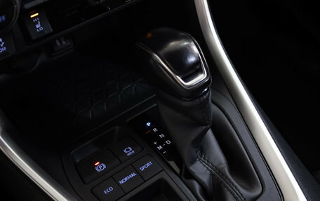 Toyota RAV4, 2020 год, 2 399 000 рублей, 19 фотография