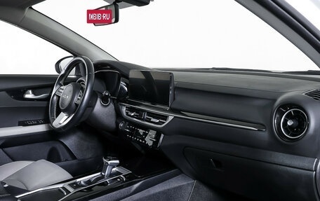 KIA K3, 2024 год, 2 290 000 рублей, 11 фотография