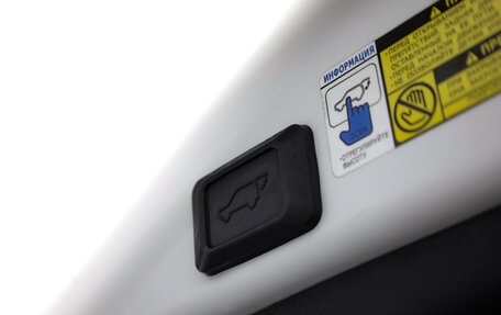 Toyota RAV4, 2013 год, 1 449 000 рублей, 30 фотография