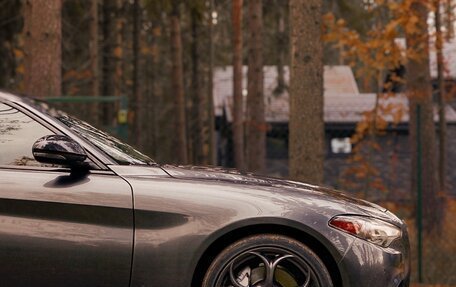 Alfa Romeo Giulia II, 2021 год, 2 800 000 рублей, 19 фотография