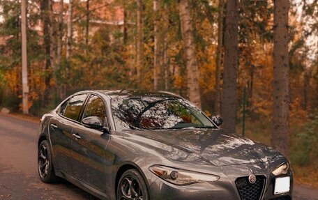 Alfa Romeo Giulia II, 2021 год, 2 800 000 рублей, 16 фотография