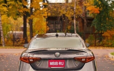 Alfa Romeo Giulia II, 2021 год, 2 800 000 рублей, 10 фотография