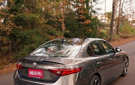 Alfa Romeo Giulia II, 2021 год, 2 800 000 рублей, 14 фотография