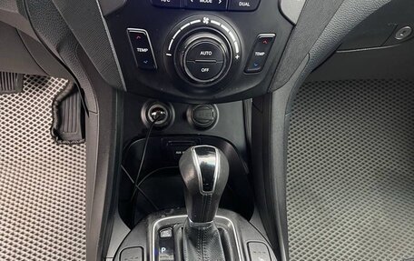 Hyundai Santa Fe III рестайлинг, 2012 год, 1 440 000 рублей, 17 фотография