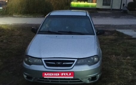 Daewoo Nexia I рестайлинг, 2012 год, 130 000 рублей, 3 фотография