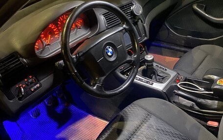 BMW 3 серия, 2001 год, 355 000 рублей, 8 фотография