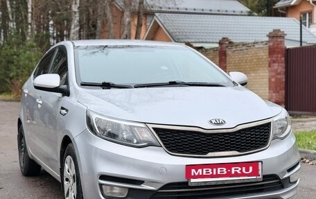 KIA Rio III рестайлинг, 2015 год, 1 090 000 рублей, 3 фотография