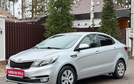 KIA Rio III рестайлинг, 2015 год, 1 090 000 рублей, 12 фотография