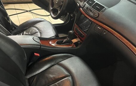 Mercedes-Benz E-Класс, 2007 год, 950 000 рублей, 3 фотография