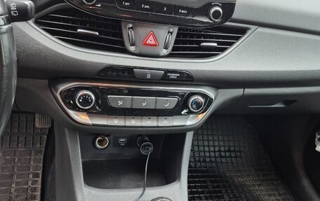 Hyundai i30 III, 2021 год, 1 800 000 рублей, 8 фотография